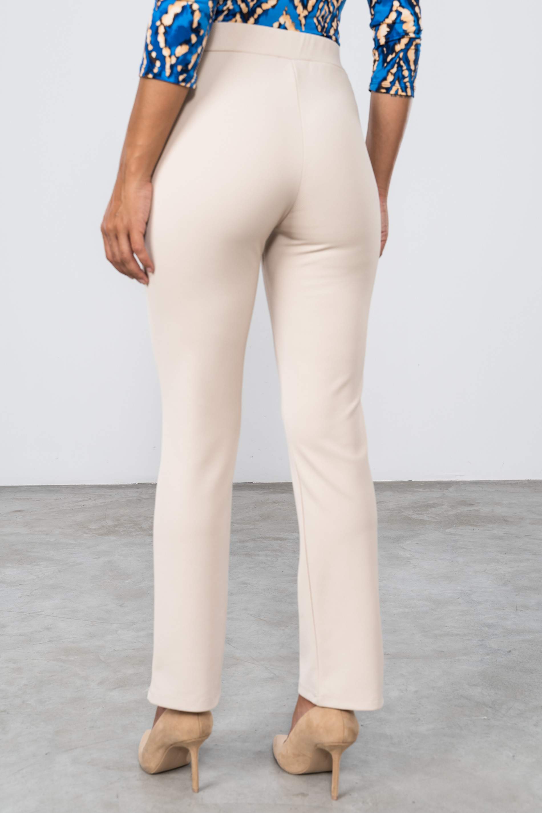 PANTALÓN BOTONES RECTO BEIGE