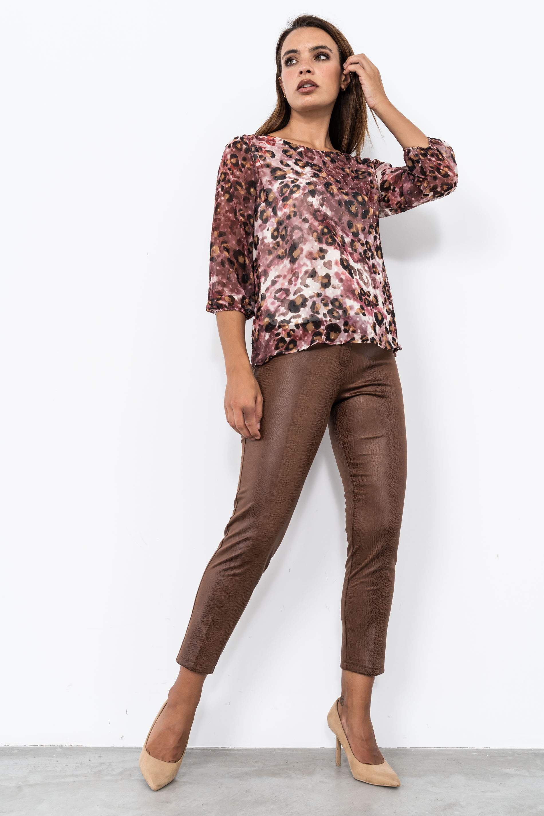 BLUSA ESTAMPADO MANCHAS PLUMETI