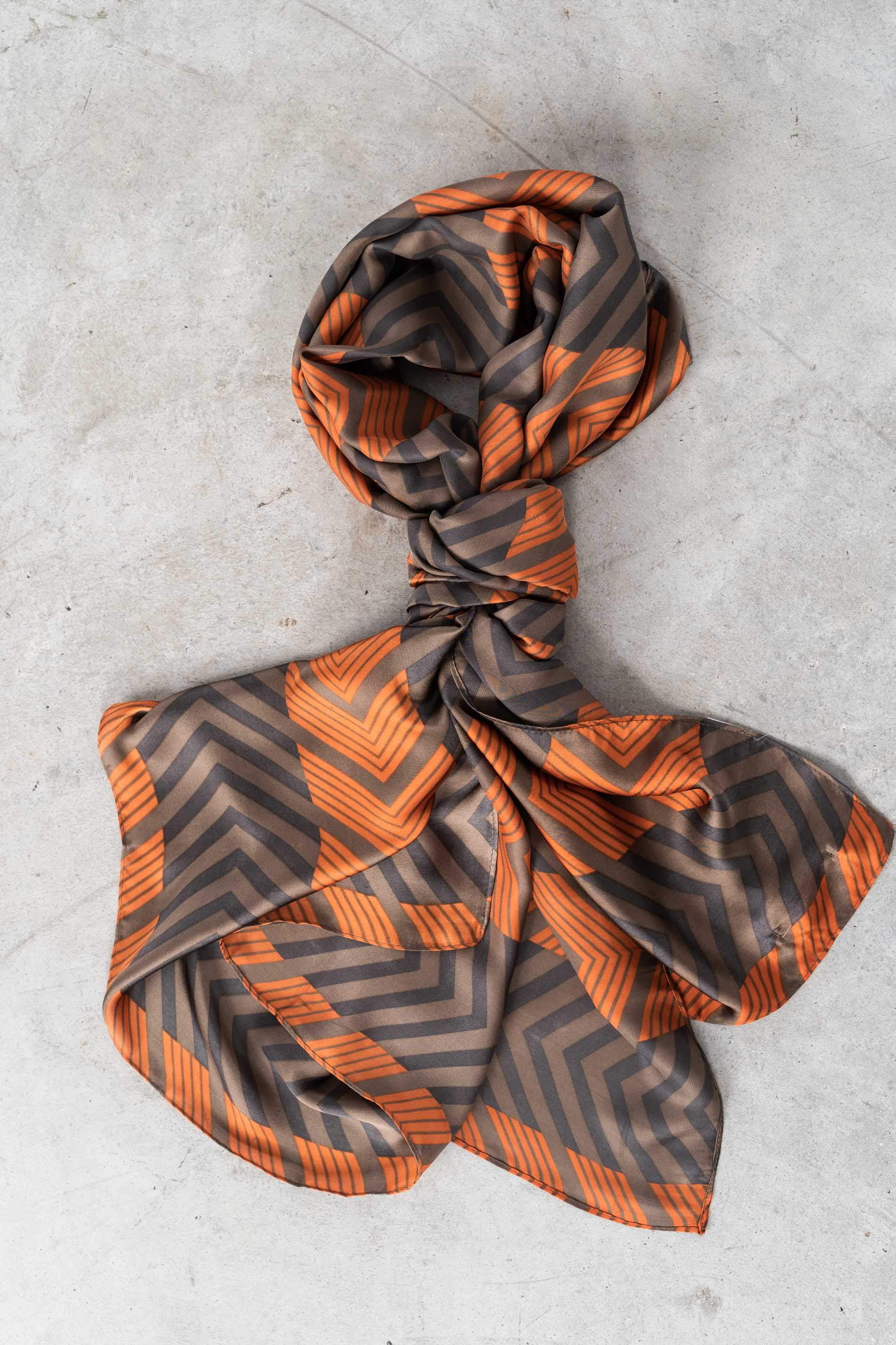 FOULARD EFECTO SEDA ESPIGAS 