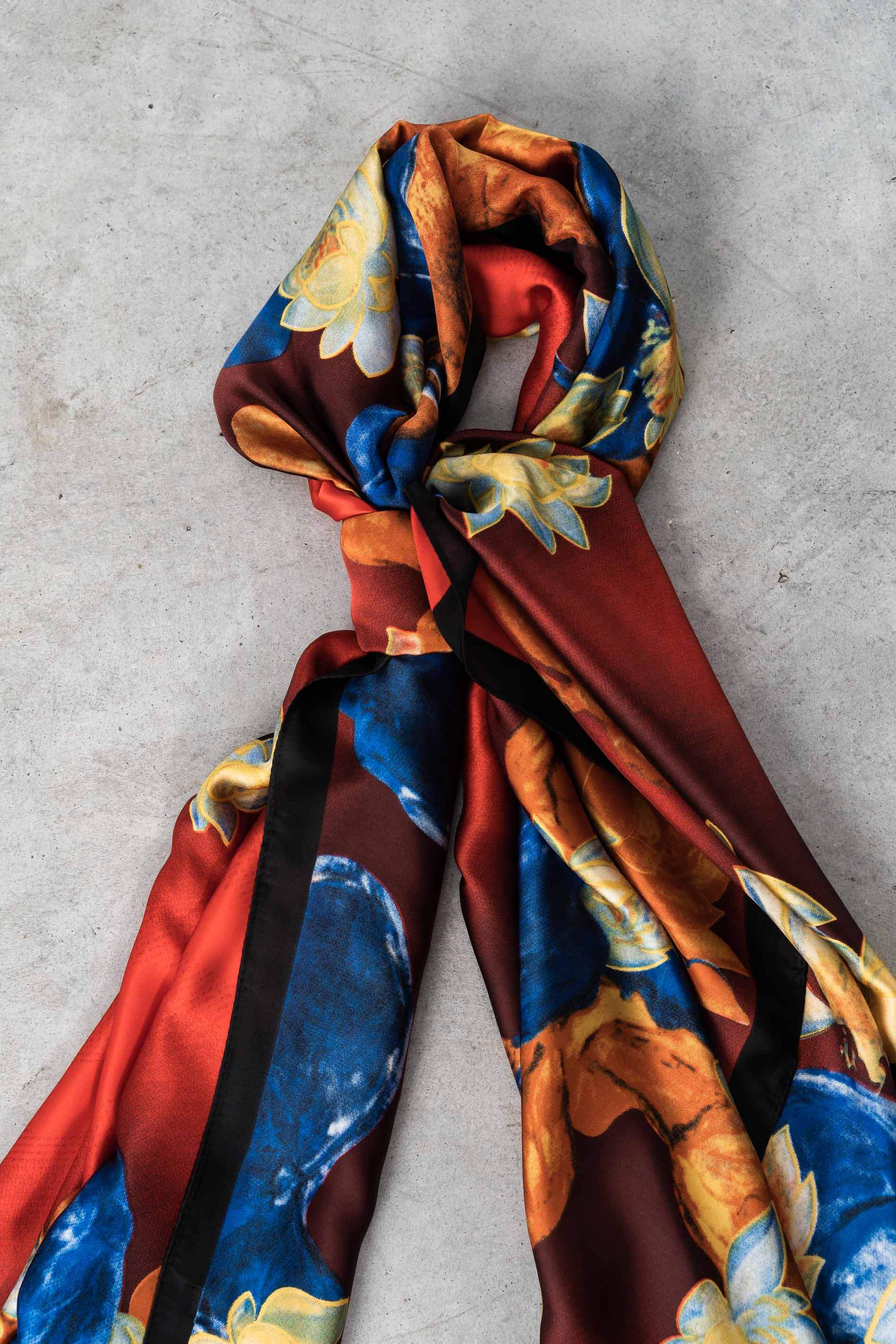 FOULARD EFECTO SEDA FLOR