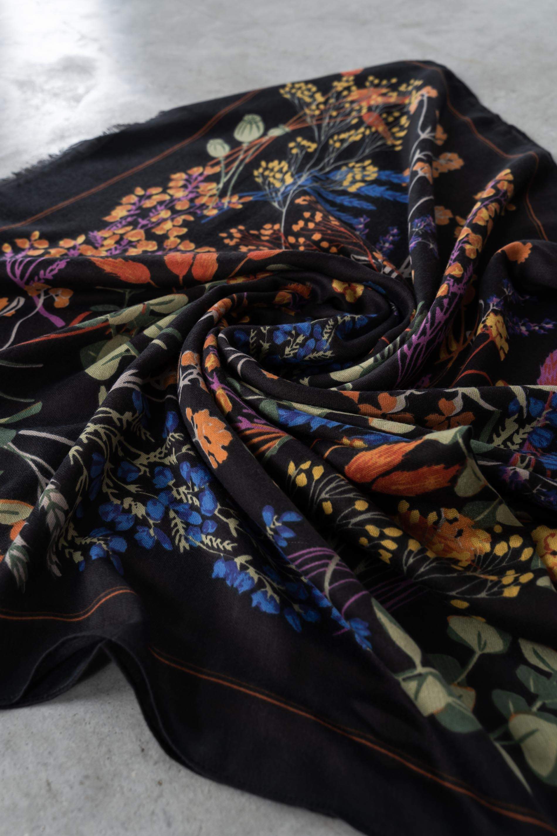 FOULARD FLORES COLORES