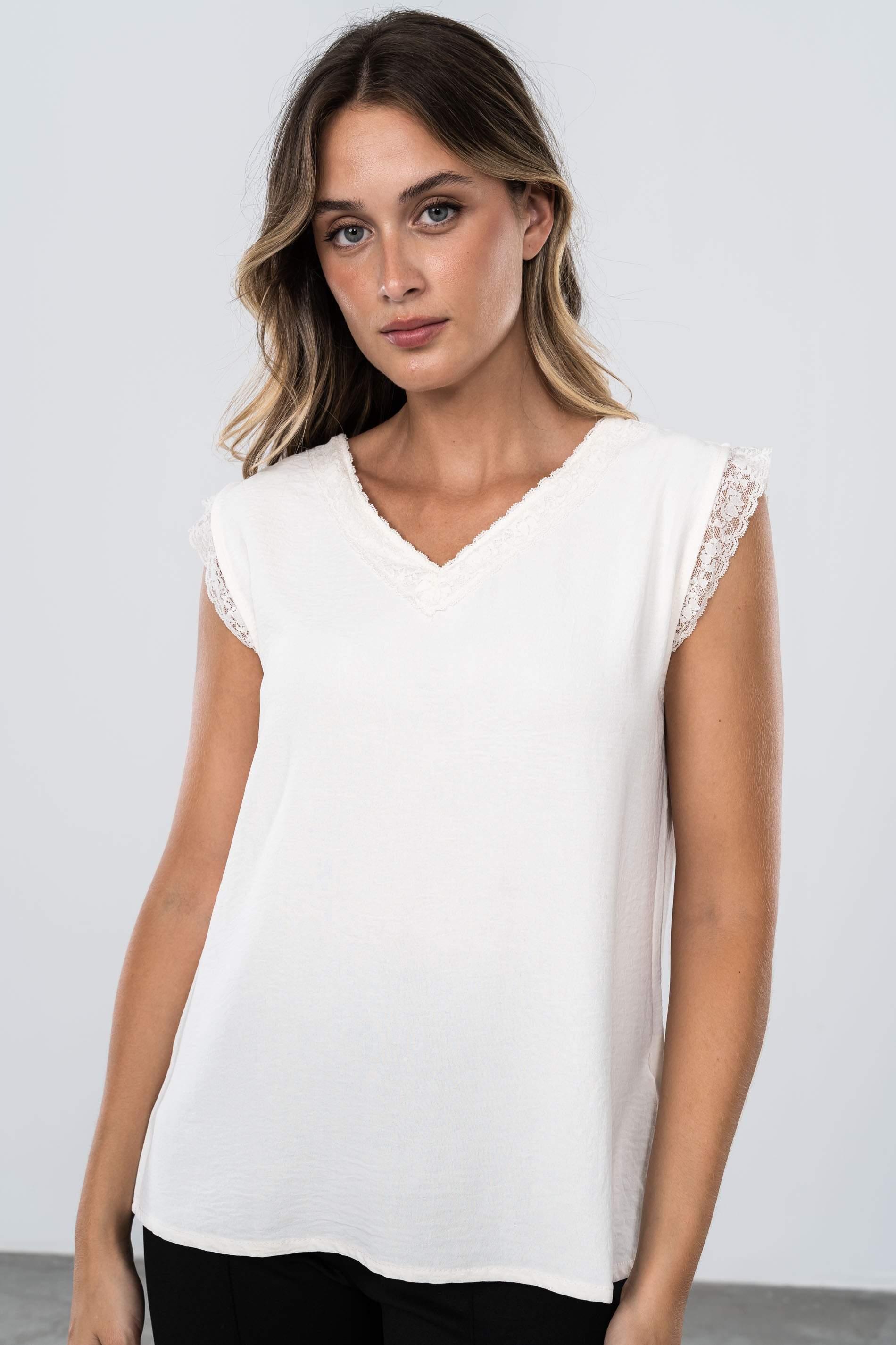 BLUSA ENCAJE M/SISA CRUDO