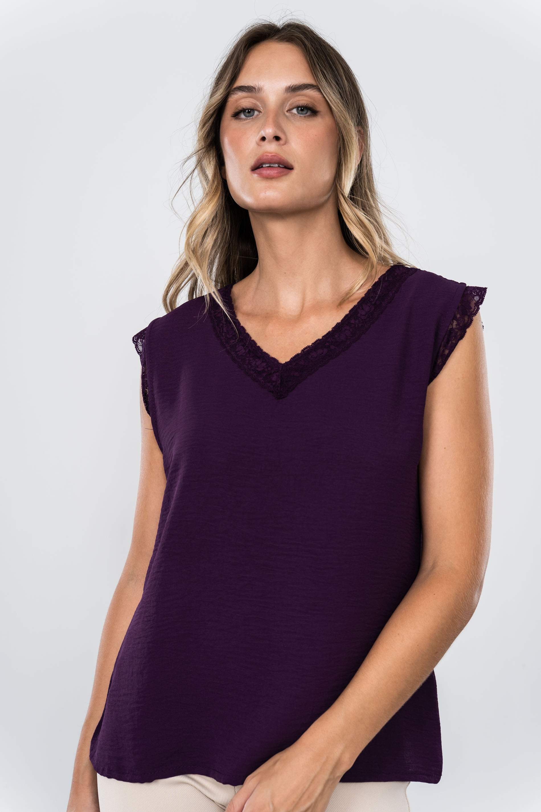 BLUSA ENCAJE MANGA SISA MORADO